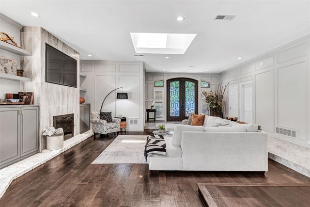 5607 Twin Brooks, Dallas, TX 75252