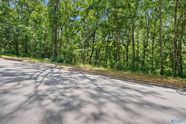 15012 Greentree Trail SE, Huntsville, AL 35803