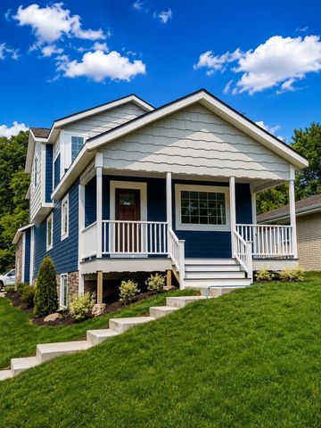 4120 S Pennsylvania AVENUE, Saint Francis, WI 53235