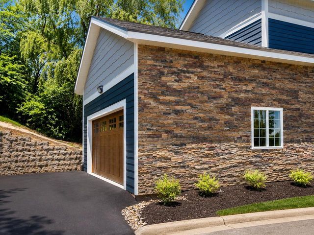 4120 S Pennsylvania AVENUE, Saint Francis, WI 53235