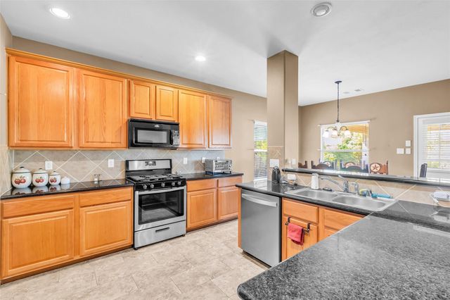 2710 Taos Trail, Deer Park, TX 77536