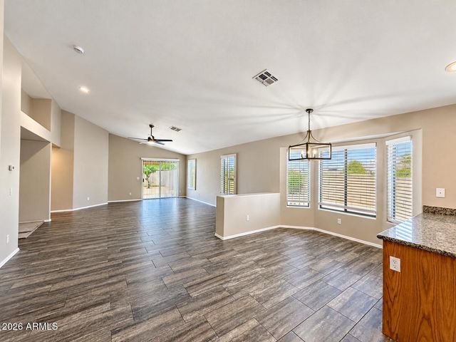 10341 E CALYPSO Avenue, Mesa, AZ 85208