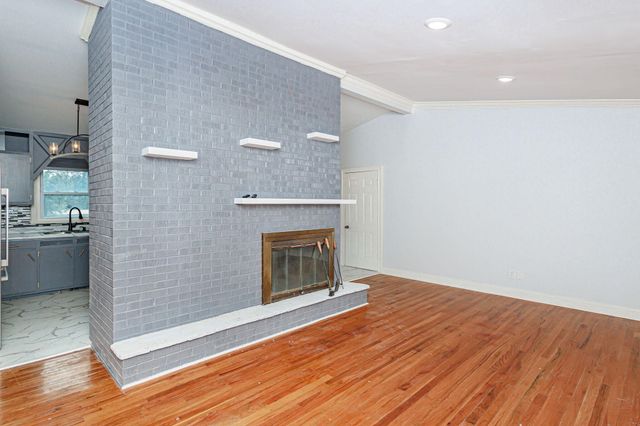 3604 WEYMEYER DR, Columbia, MO 65202