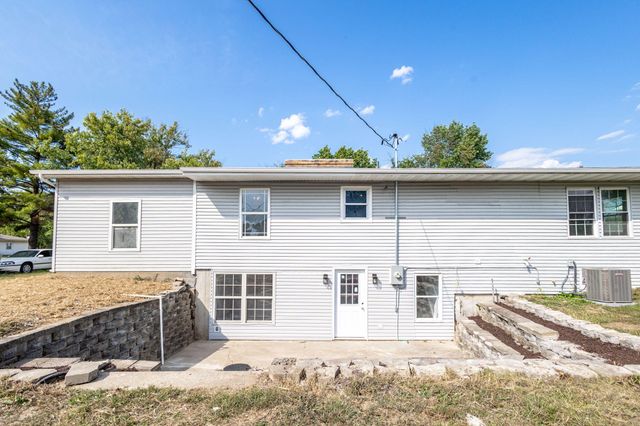 3604 WEYMEYER DR, Columbia, MO 65202