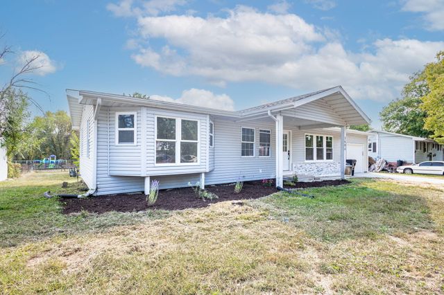 3604 WEYMEYER DR, Columbia, MO 65202