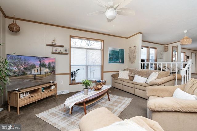 8054 FAIR BREEZE DR, Severn, MD 21144