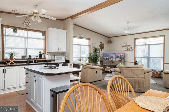 8054 FAIR BREEZE DR, Severn, MD 21144