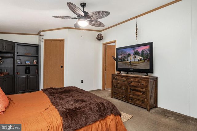 8054 FAIR BREEZE DR, Severn, MD 21144