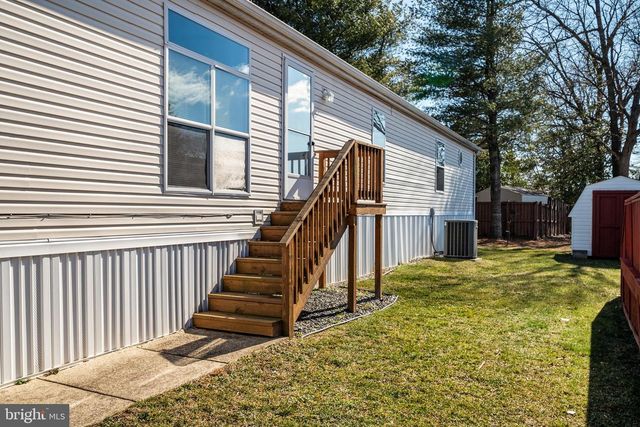 8054 FAIR BREEZE DR, Severn, MD 21144
