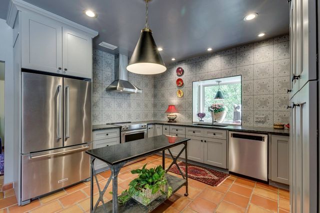 403 Johnson Street, Terrell, TX 75160