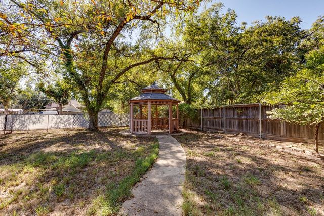403 Johnson Street, Terrell, TX 75160