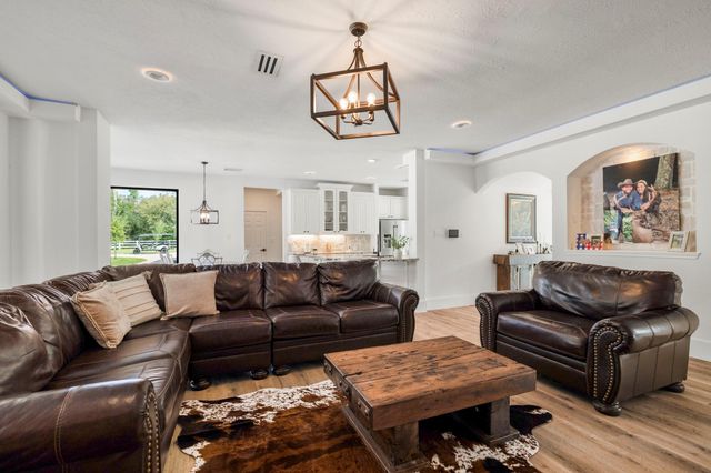 31219 Edgewater Drive, Magnolia, TX 77354