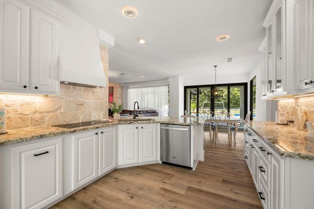 31219 Edgewater Drive, Magnolia, TX 77354
