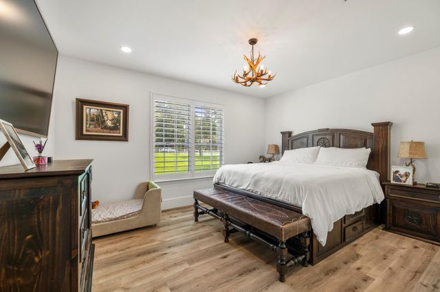 31219 Edgewater Drive, Magnolia, TX 77354