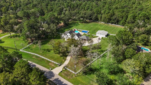 31219 Edgewater Drive, Magnolia, TX 77354