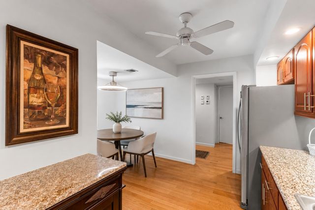 625 Oaks Drive 405, Pompano Beach, FL 33069