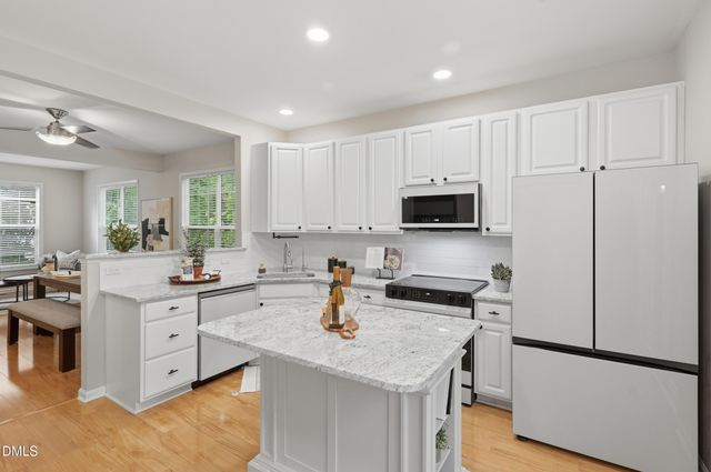 5411 Vista View Court, Raleigh, NC 27612