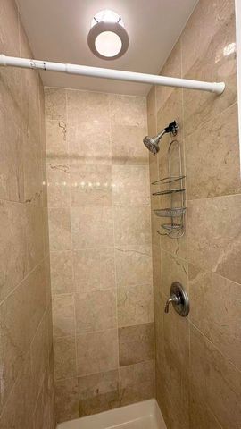 843 E 52nd Street 1, Chicago, IL 60615