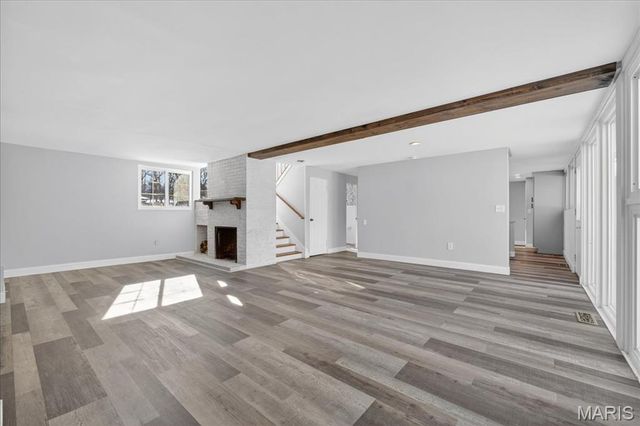 1 Hill N Dale Lane, St Louis, MO 63132