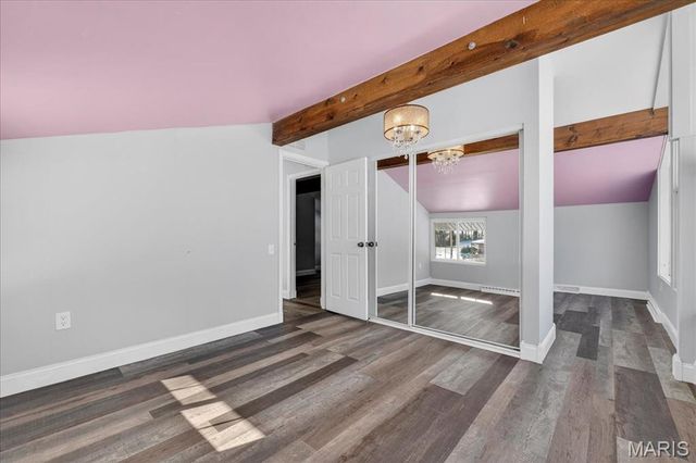 1 Hill N Dale Lane, St Louis, MO 63132