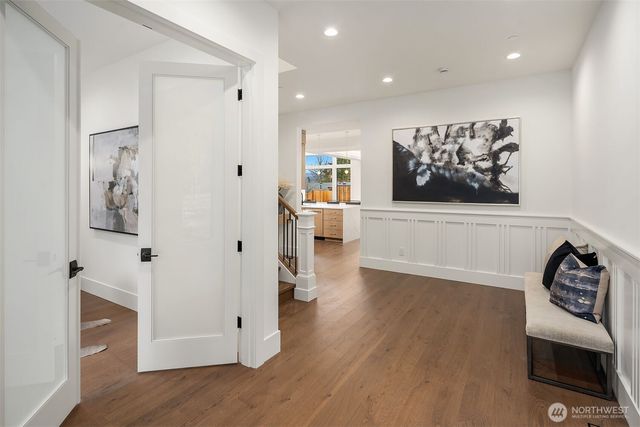 16601 SE 27th Street, Bellevue, WA 98008