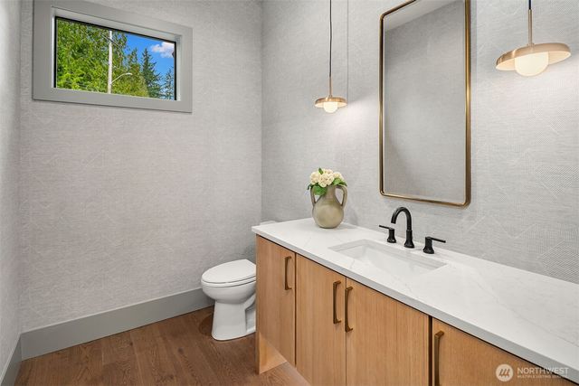 16601 SE 27th Street, Bellevue, WA 98008