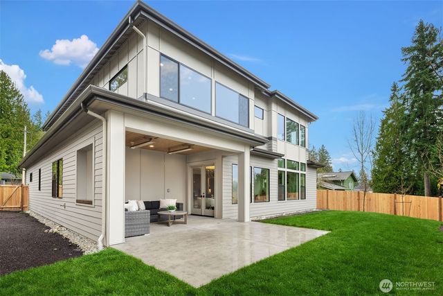 16601 SE 27th Street, Bellevue, WA 98008