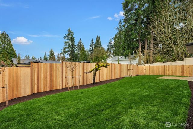 16601 SE 27th Street, Bellevue, WA 98008