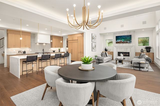 16601 SE 27th Street, Bellevue, WA 98008