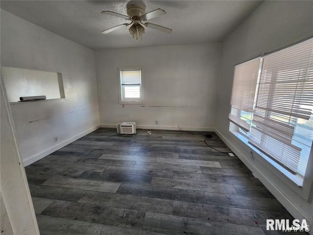 2025 BROADWAY Street, Hannibal-mo, MO 63401