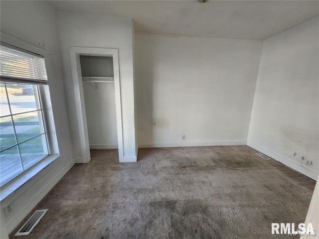 2025 BROADWAY Street, Hannibal-mo, MO 63401