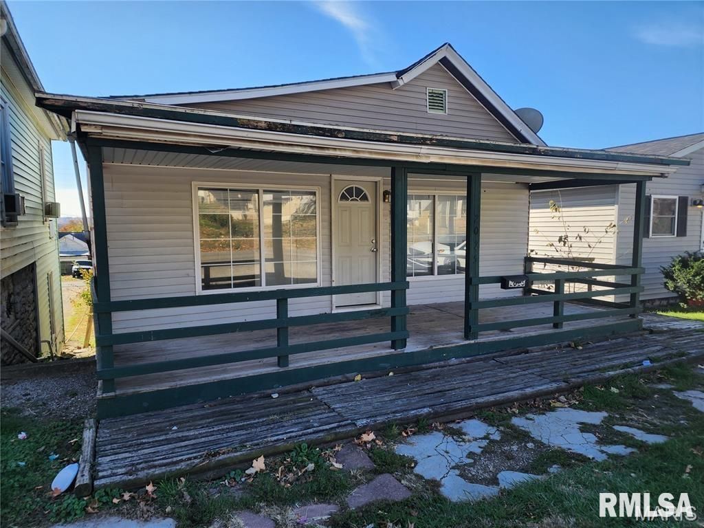 2025 BROADWAY Street, Hannibal-mo, MO 63401