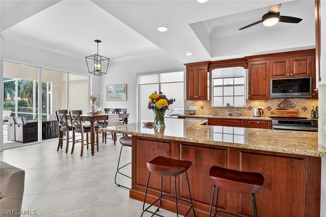 3234 Benicia CT, Naples, FL 34109