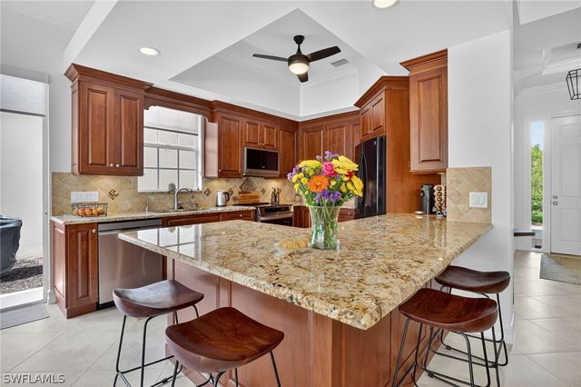 3234 Benicia CT, Naples, FL 34109