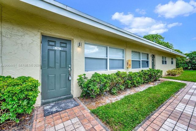 6904 SW 5th Street, Margate, FL 33068