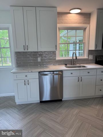 12604 NOKESVILLE RD, Nokesville, VA 20181
