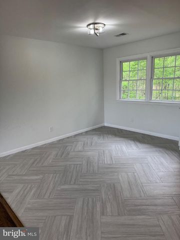 12604 NOKESVILLE RD, Nokesville, VA 20181