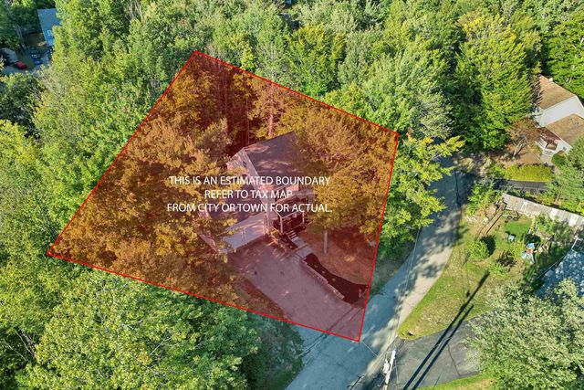 8 Knoll Road, Wolfeboro, NH 03894