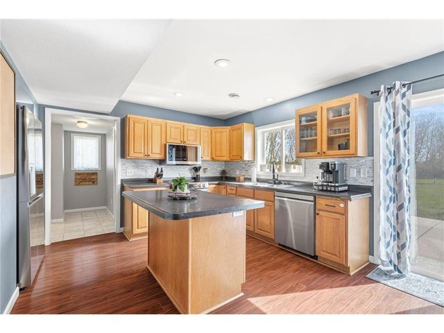 1375 Alton Lane, Hammond, WI 54015