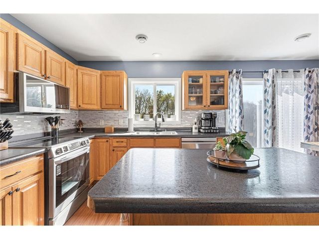 1375 Alton Lane, Hammond, WI 54015