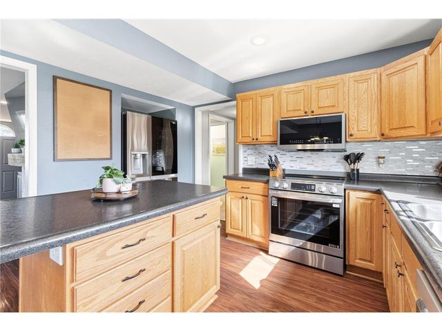 1375 Alton Lane, Hammond, WI 54015