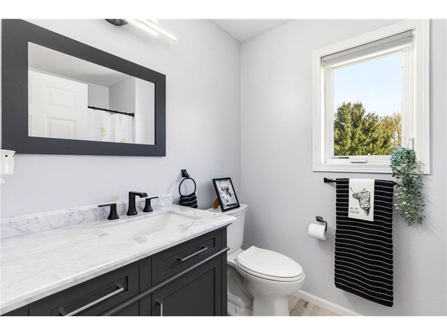1375 Alton Lane, Hammond, WI 54015