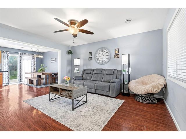 1375 Alton Lane, Hammond, WI 54015