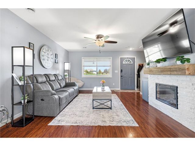 1375 Alton Lane, Hammond, WI 54015