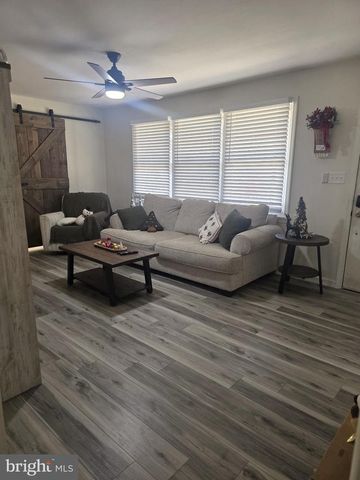 537 CENTERTON RD, Pittsgrove, NJ 08318