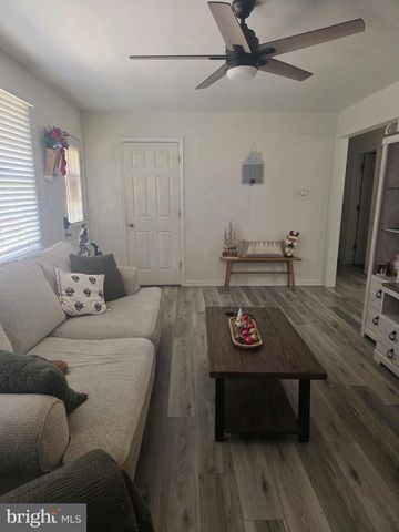 537 CENTERTON RD, Pittsgrove, NJ 08318