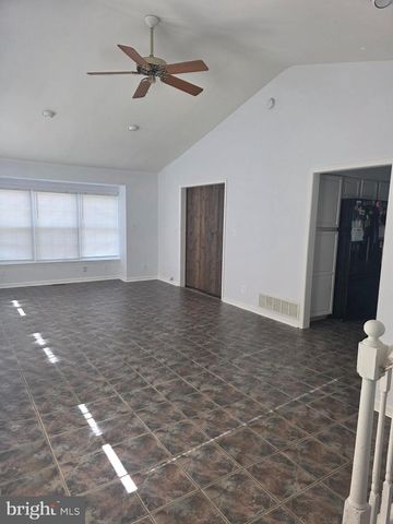 537 CENTERTON RD, Pittsgrove, NJ 08318