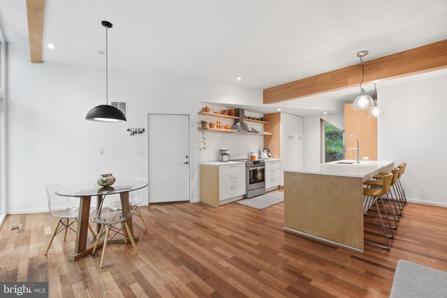 6404 MONTROSE ST, Alexandria, VA 22312