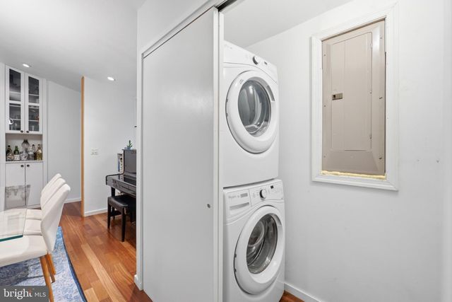 6404 MONTROSE ST, Alexandria, VA 22312