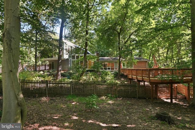 6404 MONTROSE ST, Alexandria, VA 22312